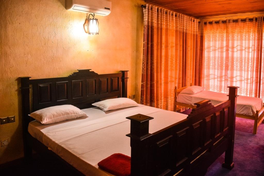 River View Banquet & Resort ワドゥワ エクステリア 写真